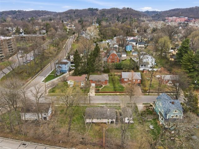 230 Bank St, Sewickley, PA 15143