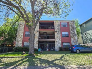 1903 E 20th ST 301, Austin, TX 78722