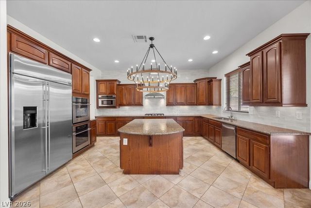 2125 De Rouge Avenue, Henderson, NV 89044