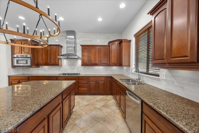 2125 De Rouge Avenue, Henderson, NV 89044