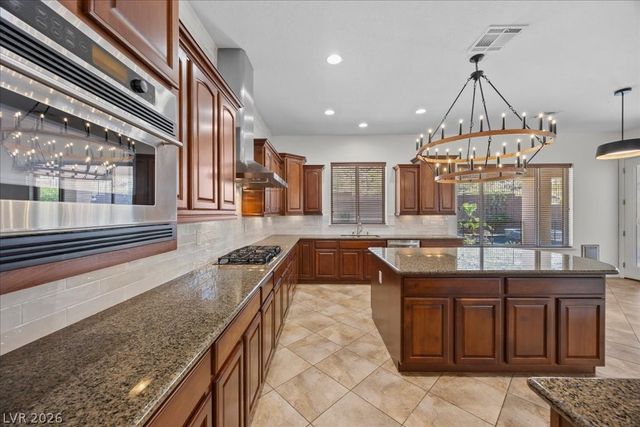2125 De Rouge Avenue, Henderson, NV 89044