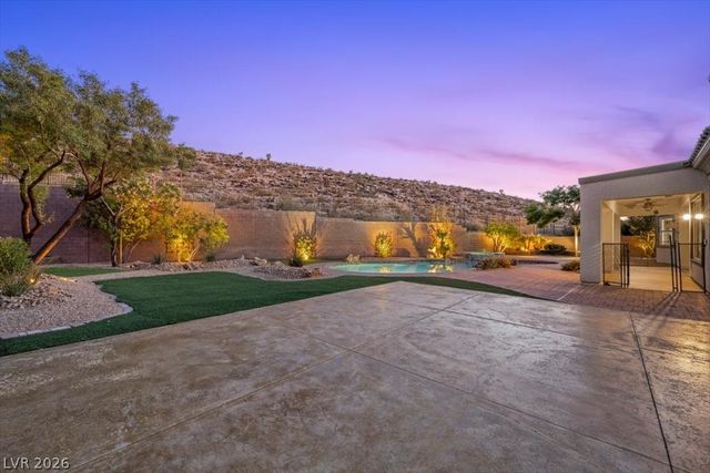 2125 De Rouge Avenue, Henderson, NV 89044