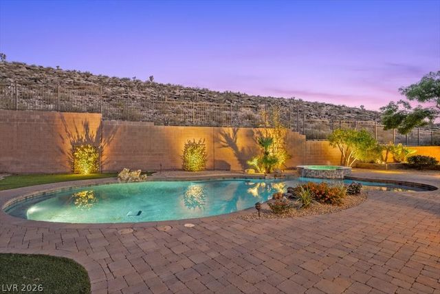 2125 De Rouge Avenue, Henderson, NV 89044