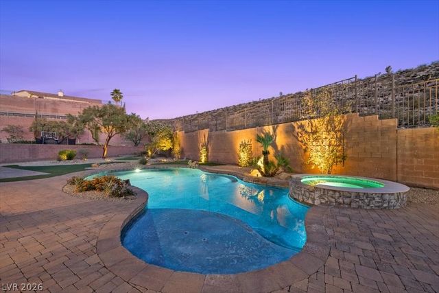 2125 De Rouge Avenue, Henderson, NV 89044