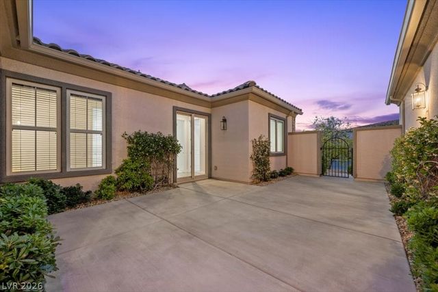 2125 De Rouge Avenue, Henderson, NV 89044