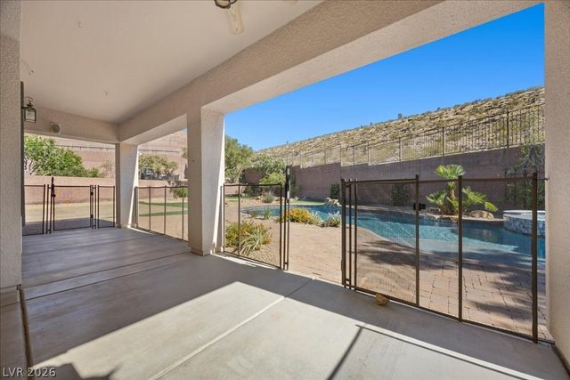 2125 De Rouge Avenue, Henderson, NV 89044