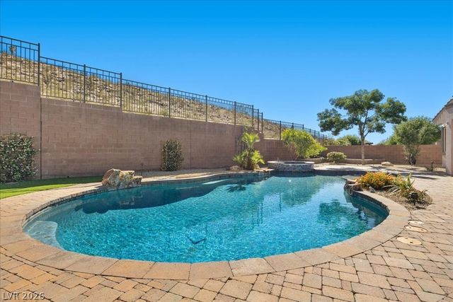 2125 De Rouge Avenue, Henderson, NV 89044