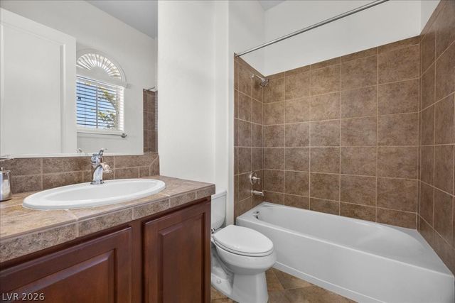 2125 De Rouge Avenue, Henderson, NV 89044