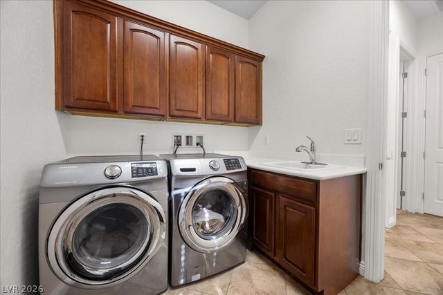 2125 De Rouge Avenue, Henderson, NV 89044