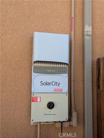 13717 Deane Lane, Sylmar (los Angeles), CA 91342