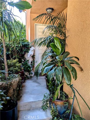 13717 Deane Lane, Sylmar (los Angeles), CA 91342