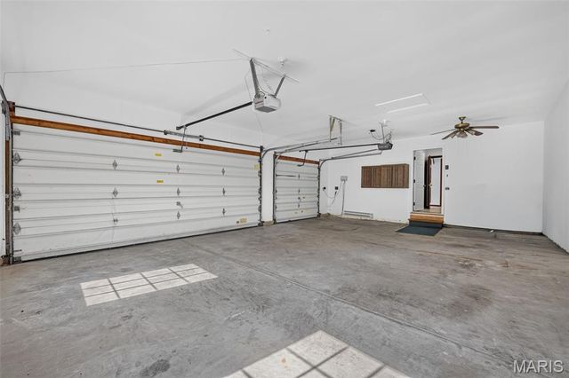 1 Big Bluff Court, St Charles, MO 63304
