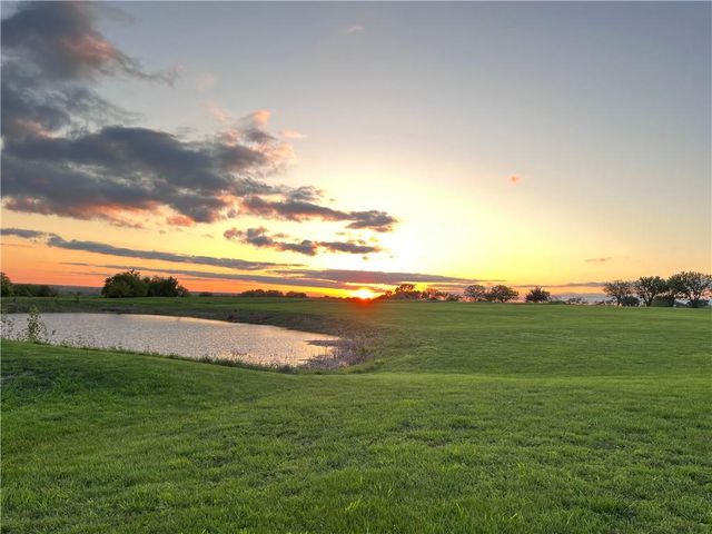 32120 Block Road, Paola, KS 66071