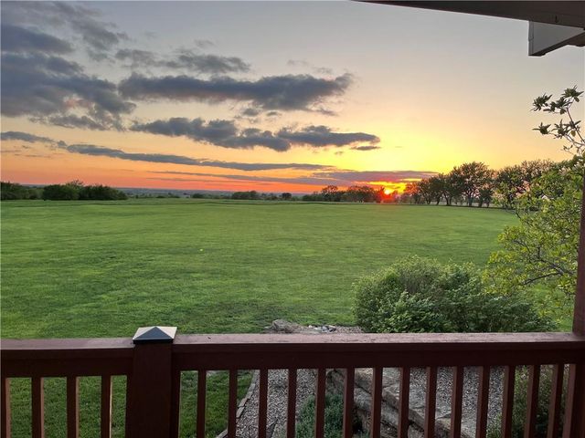 32120 Block Road, Paola, KS 66071
