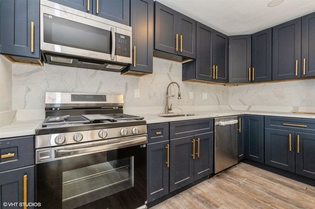 221 S Whittaker Street, New Buffalo, MI 49117