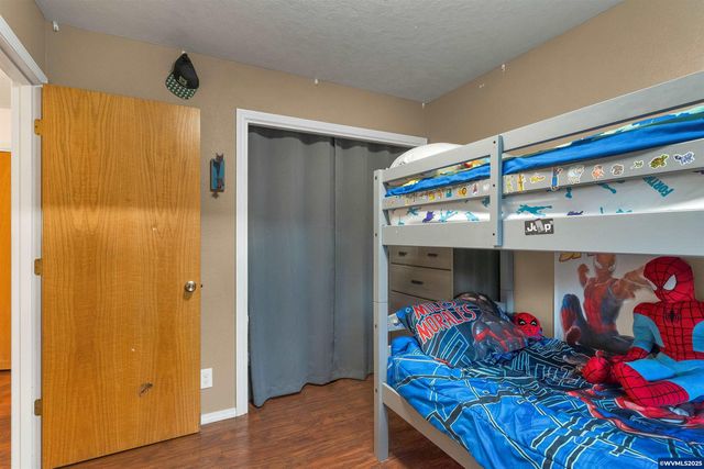 383 SW Wyatt St, Dallas, OR 97338