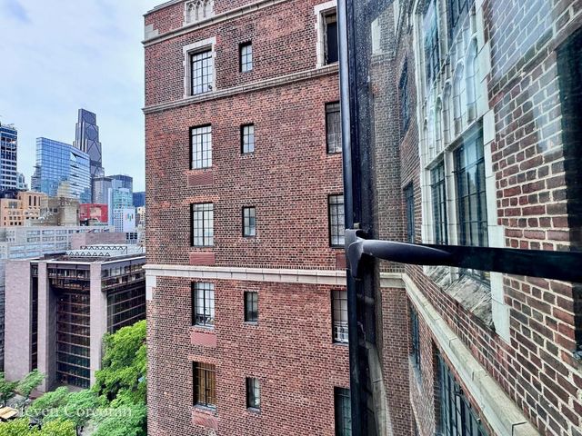 25 Tudor City Pl Apt 1910, New York City, NY 10017