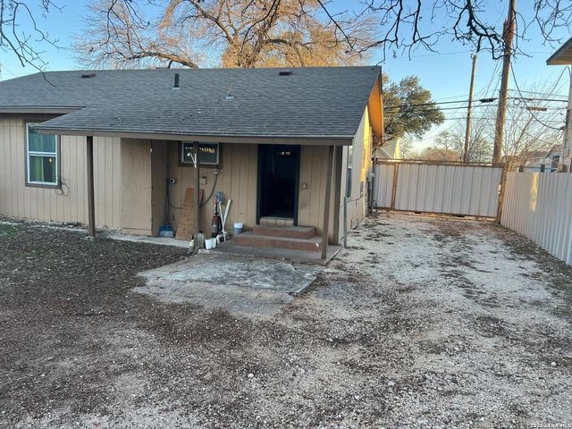 351 Ware, San Antonio, TX 78221