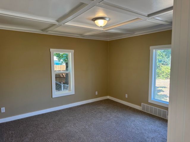 8809 E ALKI St, Spokane, WA 99212