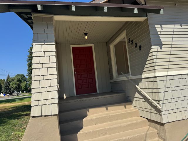 8809 E ALKI St, Spokane, WA 99212