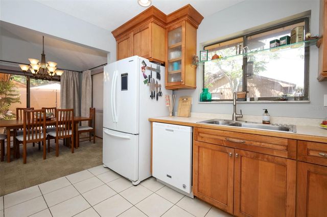 240 SPRING WIND WAY, Casselberry, FL 32707