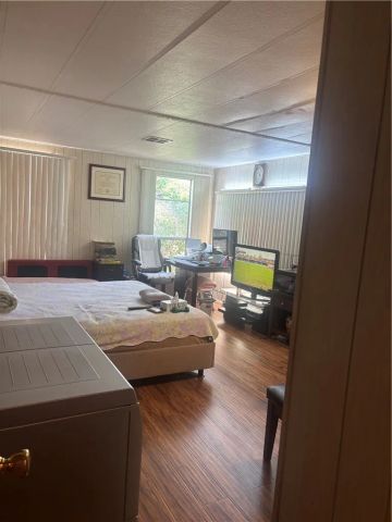 1919 W Coronet 229, Anaheim, CA 92801