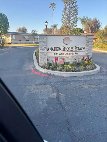 1919 W Coronet 229, Anaheim, CA 92801