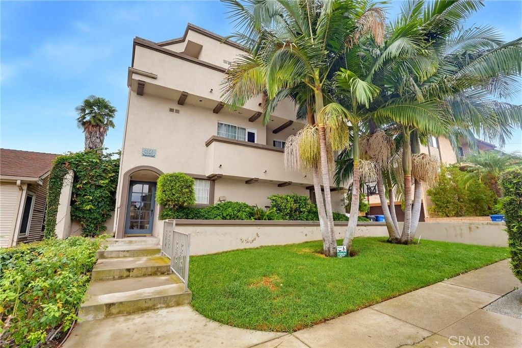 1073 W 9th Street 202, San Pedro, CA 90731 — exterior