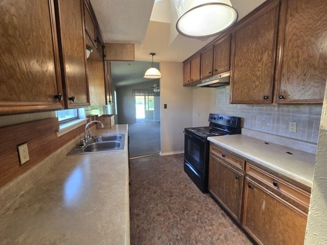 159 Rs County Road 3365, Emory, TX 75440