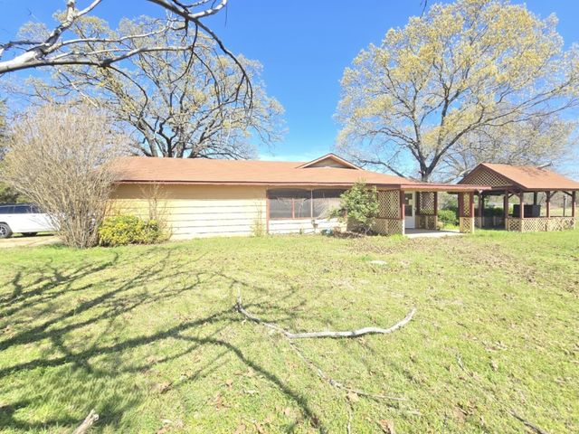 159 Rs County Road 3365, Emory, TX 75440