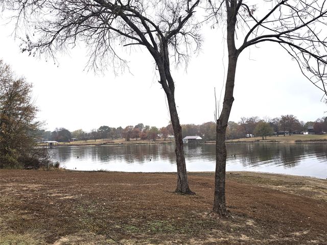 159 Rs County Road 3365, Emory, TX 75440