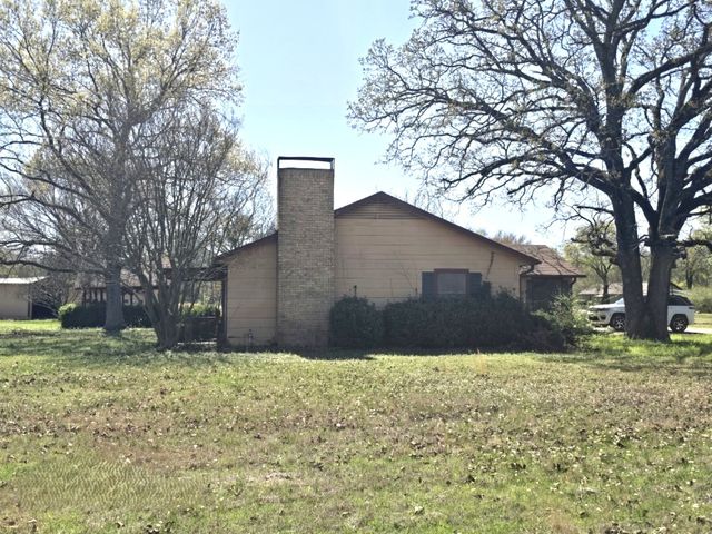 159 Rs County Road 3365, Emory, TX 75440