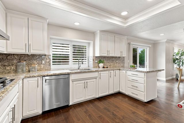 8820 San Badger Way, Elk Grove, CA 95624