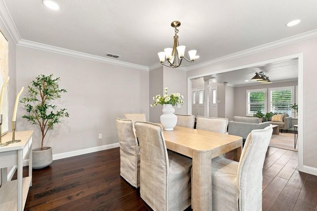 8820 San Badger Way, Elk Grove, CA 95624