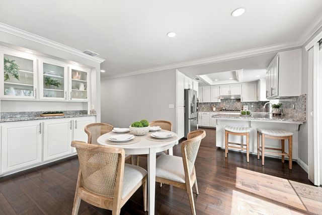 8820 San Badger Way, Elk Grove, CA 95624