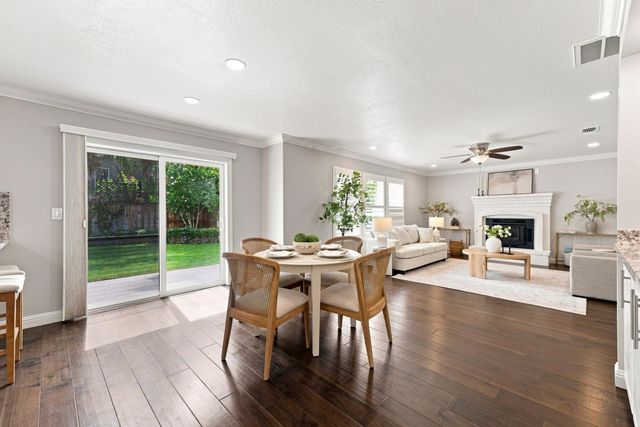 8820 San Badger Way, Elk Grove, CA 95624