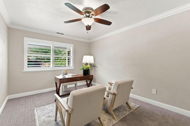 8820 San Badger Way, Elk Grove, CA 95624