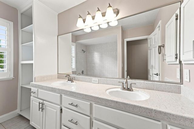 8820 San Badger Way, Elk Grove, CA 95624