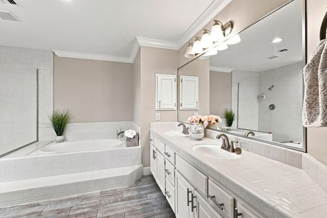 8820 San Badger Way, Elk Grove, CA 95624