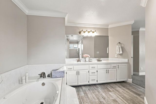 8820 San Badger Way, Elk Grove, CA 95624