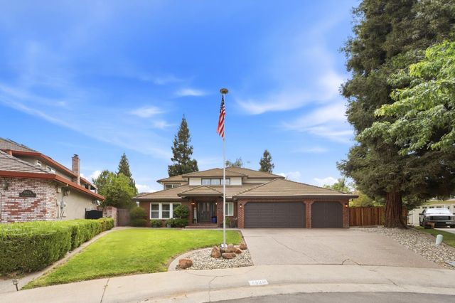 8820 San Badger Way, Elk Grove, CA 95624