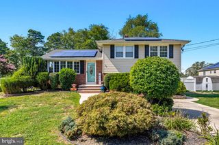 9 MAPLEBROOK CT, Cherry Hill, NJ 08034