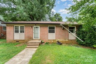 1229 Elizabeth Avenue, Statesville, NC 28677