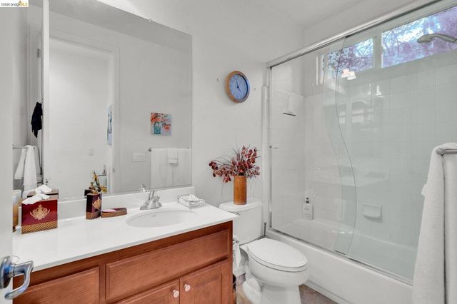 1653 Observation Ct, Antioch, CA 94531