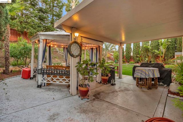 1653 Observation Ct, Antioch, CA 94531