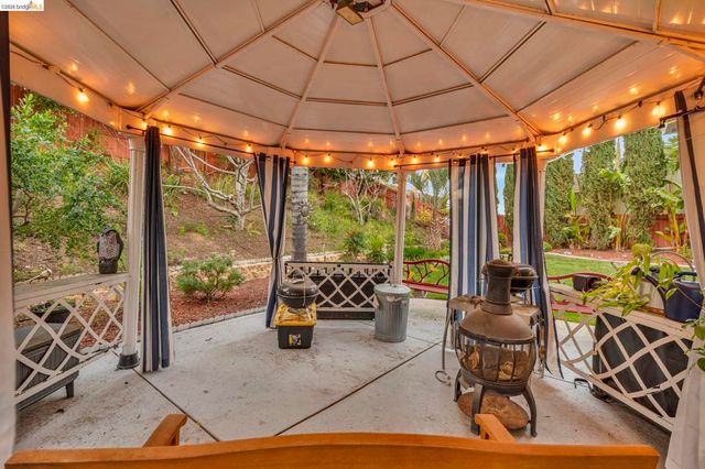 1653 Observation Ct, Antioch, CA 94531