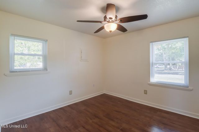 328 Seal Avenue, Long Beach, MS 39560