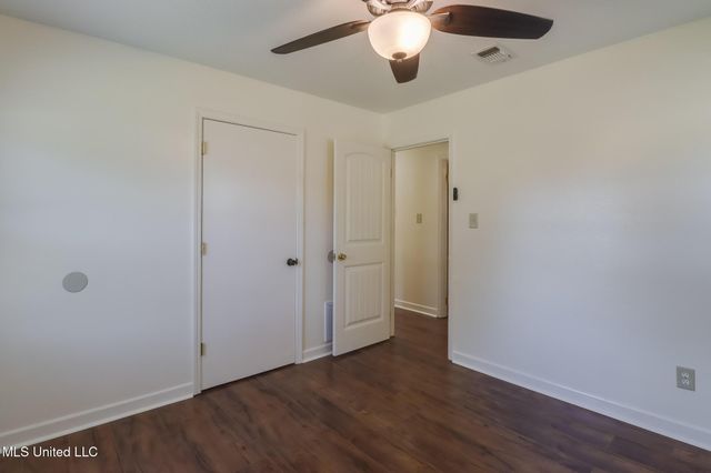 328 Seal Avenue, Long Beach, MS 39560