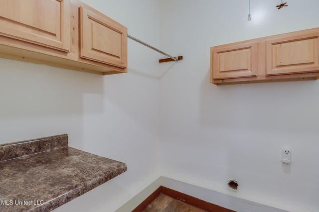 328 Seal Avenue, Long Beach, MS 39560