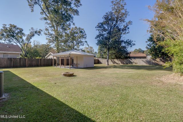 328 Seal Avenue, Long Beach, MS 39560